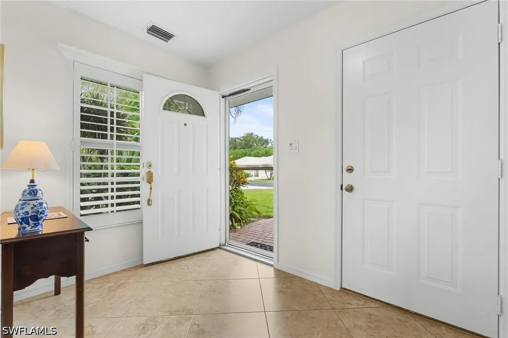4907 Europa Drive Naples FL 34105