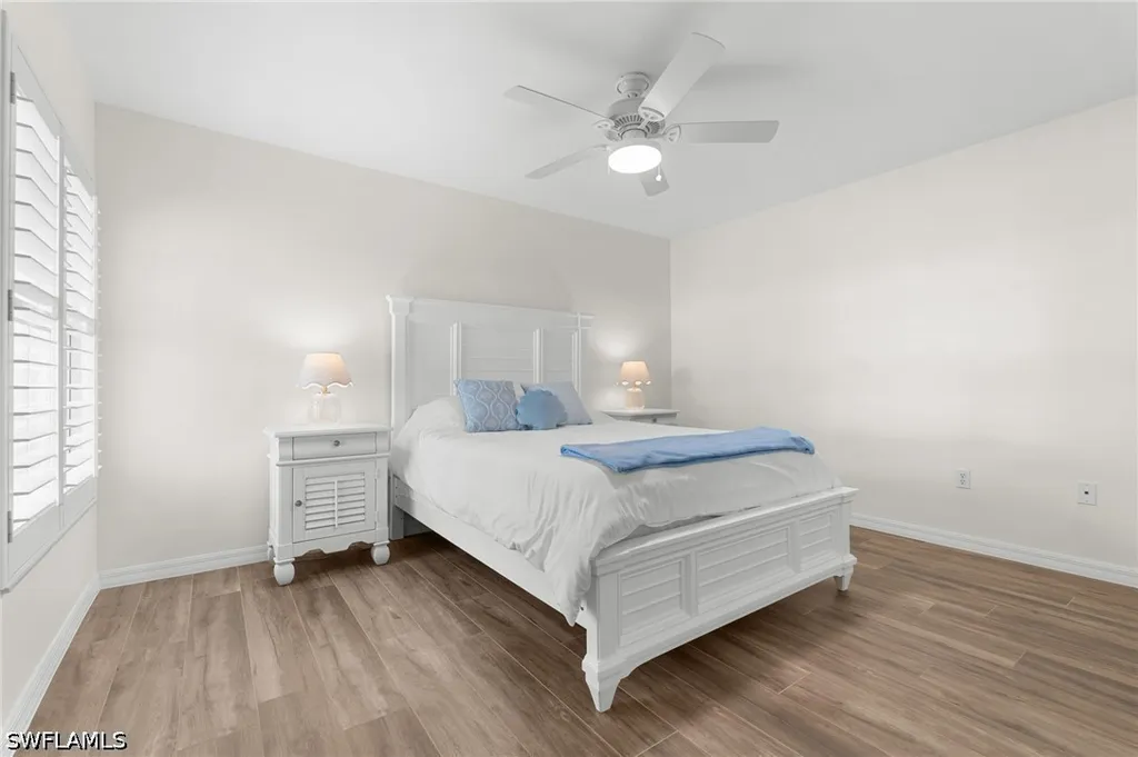 4907 Europa Drive Naples FL 34105