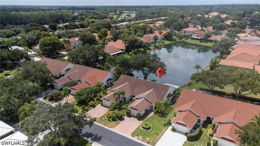 4907 Europa Drive Naples FL 34105