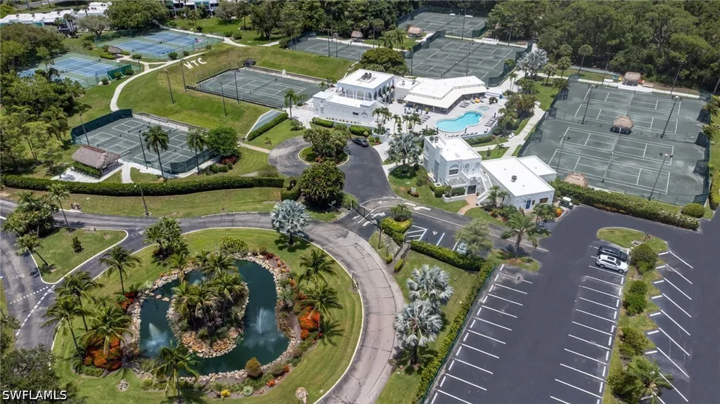 4907 Europa Drive Naples FL 34105