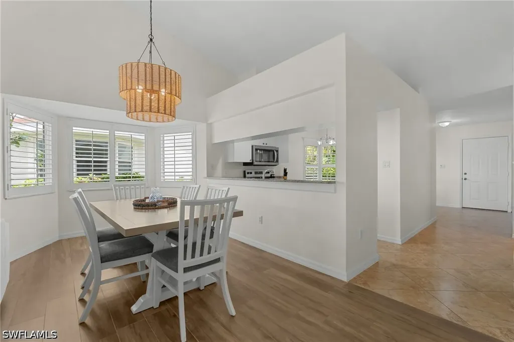 4907 Europa Drive Naples FL 34105