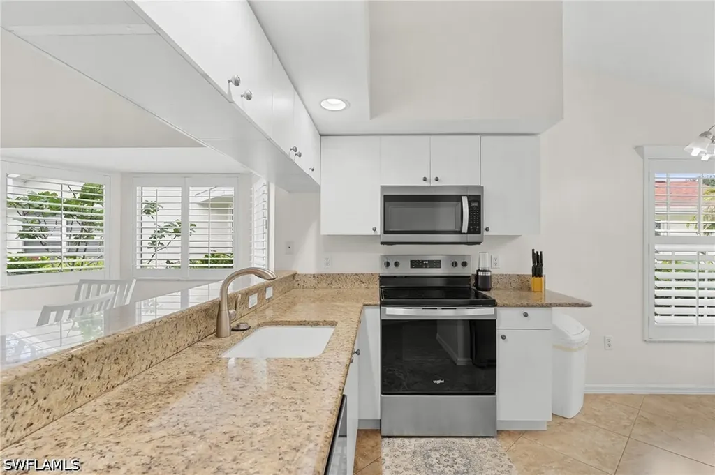 4907 Europa Drive Naples FL 34105