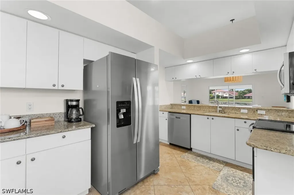 4907 Europa Drive Naples FL 34105