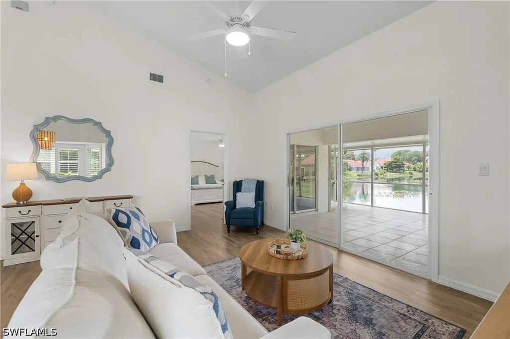 4907 Europa Drive Naples FL 34105