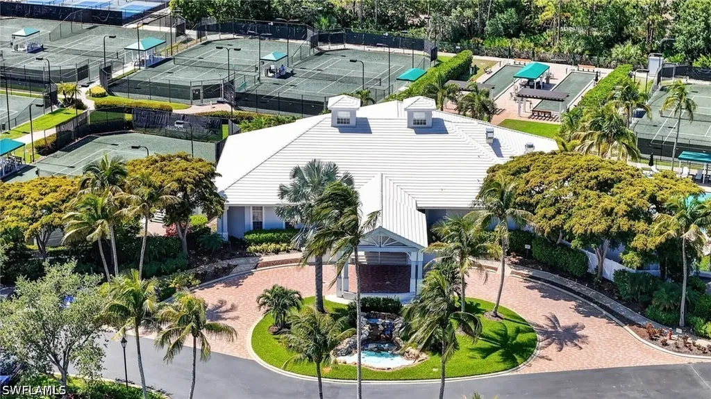 14907 Sterling Oaks Drive Naples FL 34110
