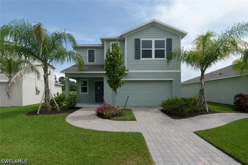 12431 Amber Waves Road Lehigh Acres FL 33974