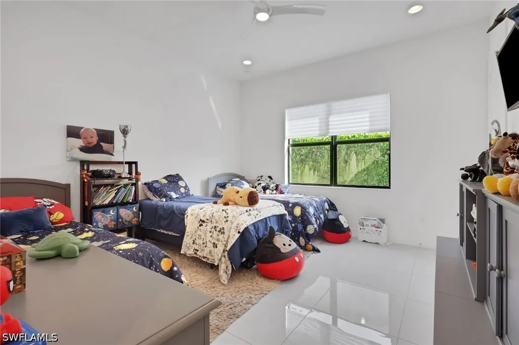 4509 Azalea Drive Naples FL 34119