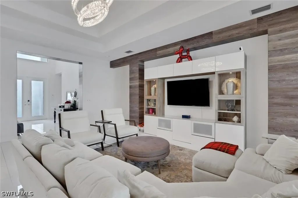 4509 Azalea Drive Naples FL 34119