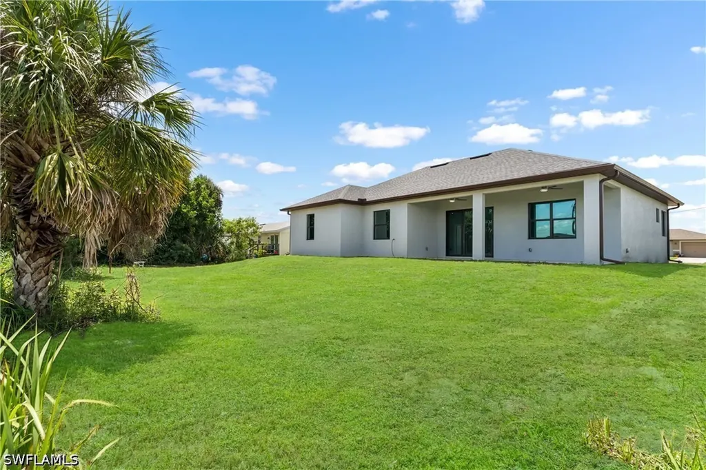 4002 22nd Street SW Lehigh Acres FL 33976