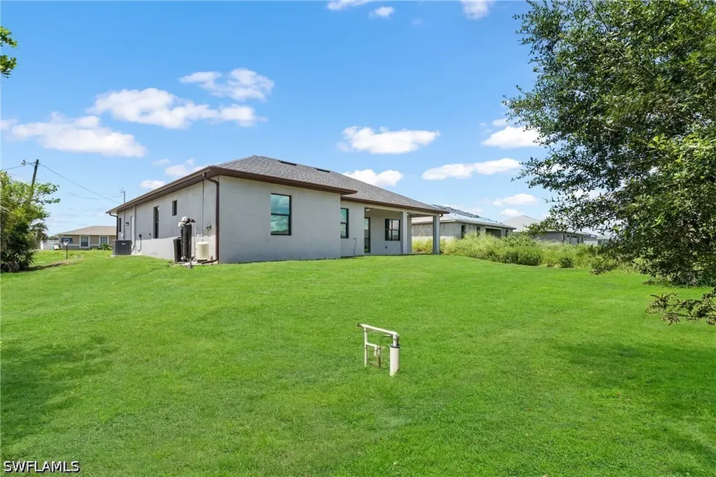 4002 22nd Street SW Lehigh Acres FL 33976