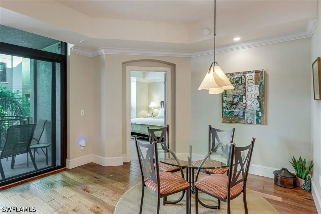 9123 Strada Place Naples FL 34108