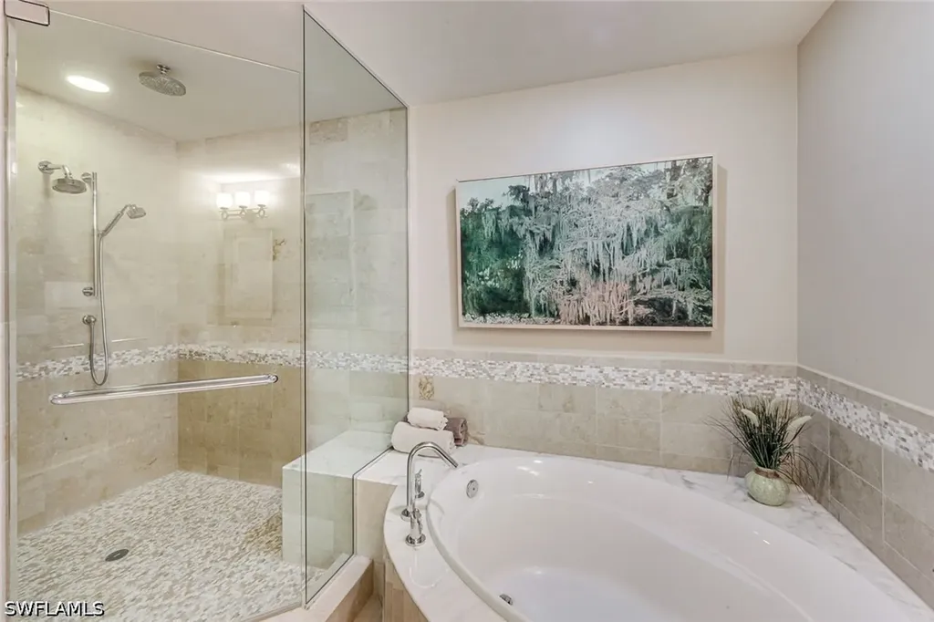 9123 Strada Place Naples FL 34108