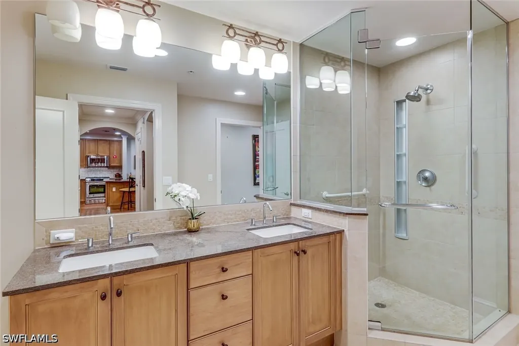 9123 Strada Place Naples FL 34108