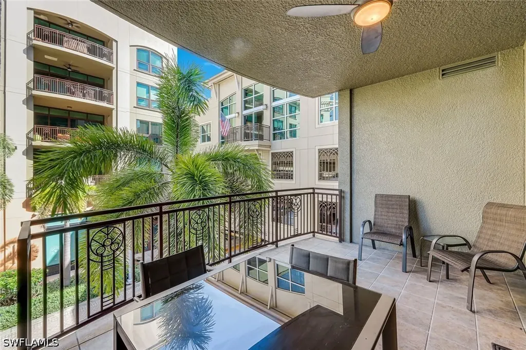 9123 Strada Place Naples FL 34108