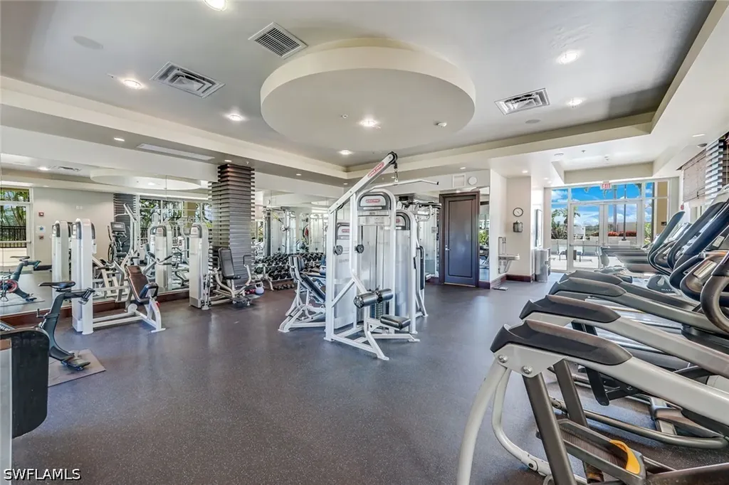 9123 Strada Place Naples FL 34108