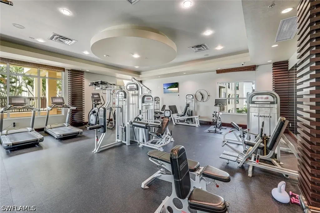 9123 Strada Place Naples FL 34108