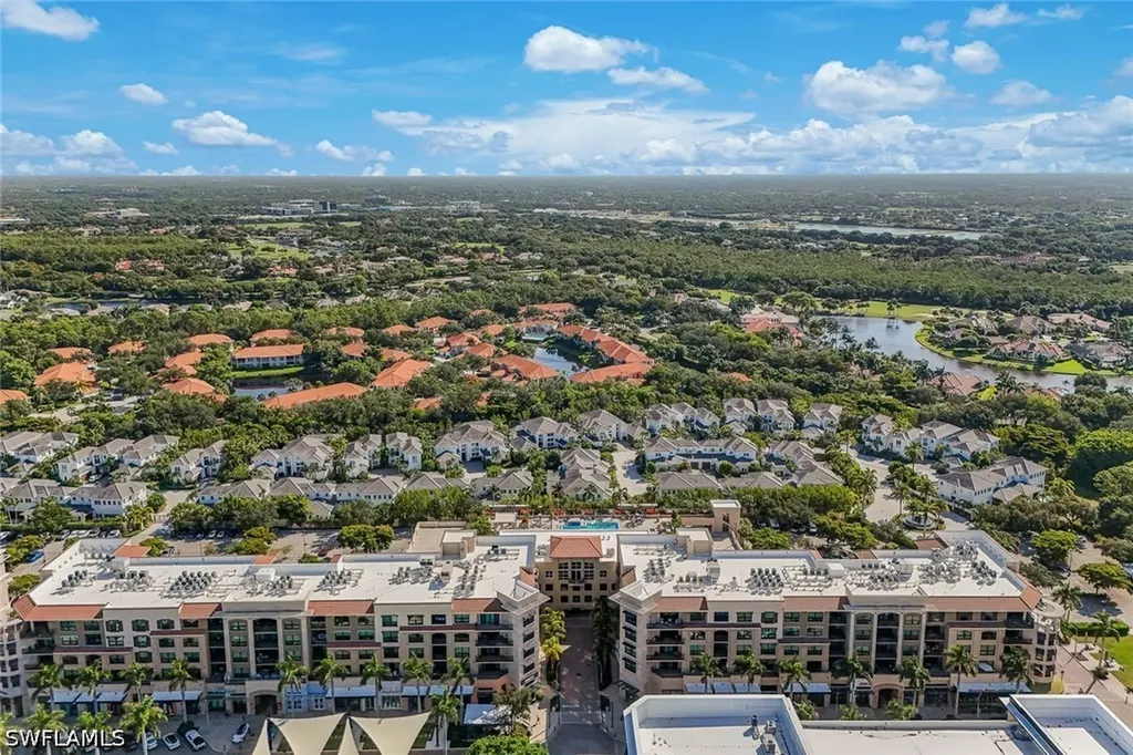 9123 Strada Place Naples FL 34108