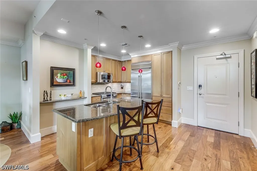 9123 Strada Place Naples FL 34108