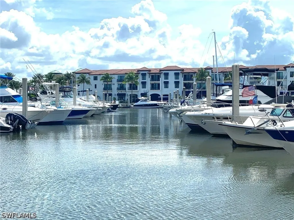 801 River Point Drive Naples FL 34102
