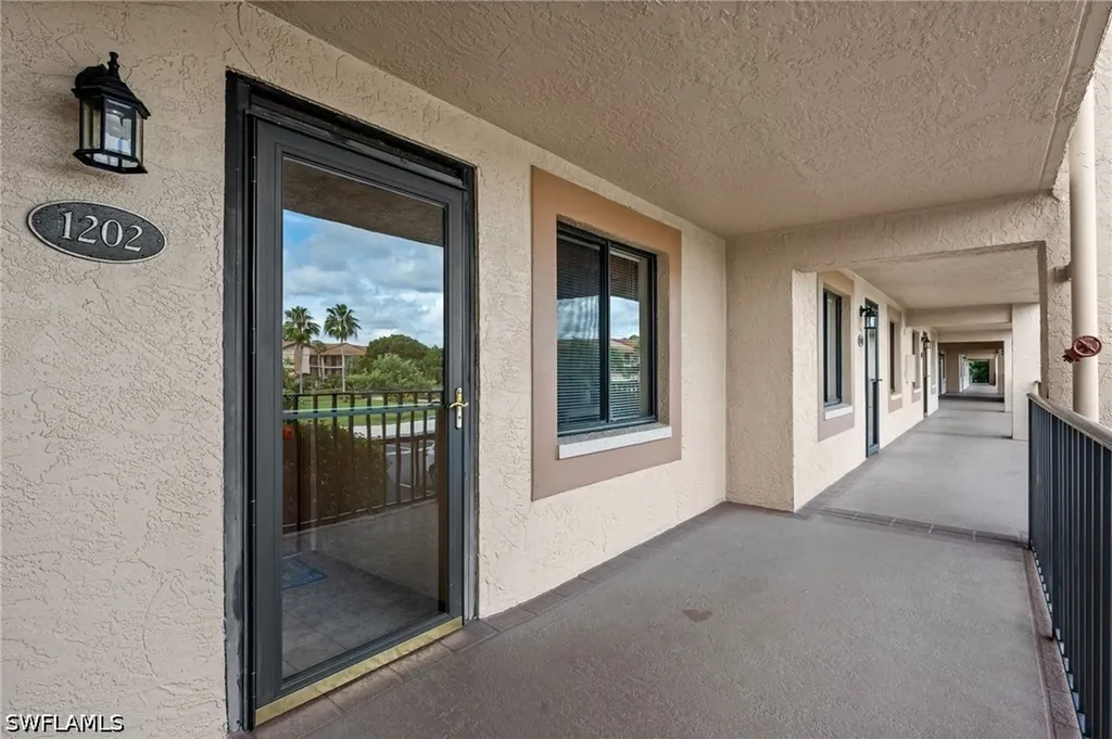 7380 Saint Ives Way Naples FL 34104