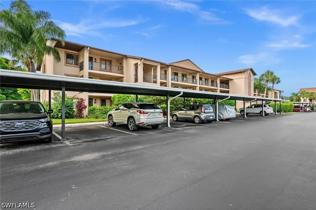 7380 Saint Ives Way Naples FL 34104