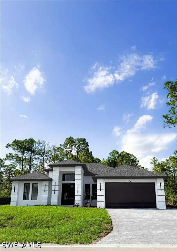 904 W 10th Street Lehigh Acres FL 33972
