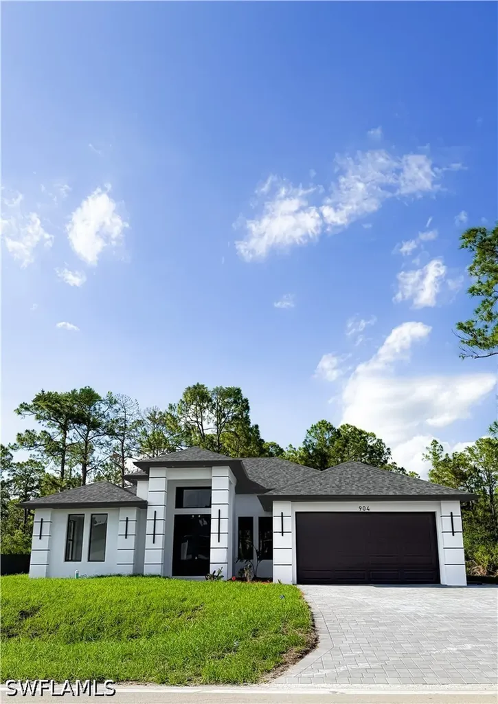 904 W 10th Street Lehigh Acres FL 33972