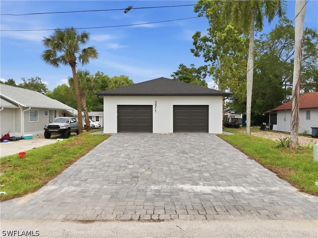 3811 Pearl Street Fort Myers FL 33916