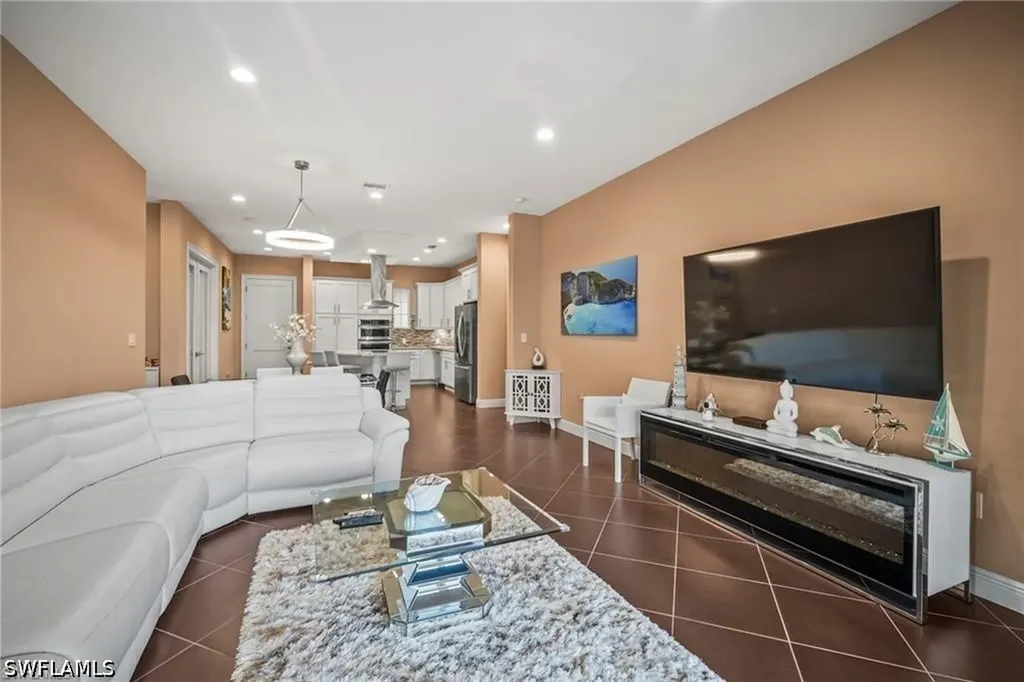 21460 Strada Nuova Circle Estero FL 33928
