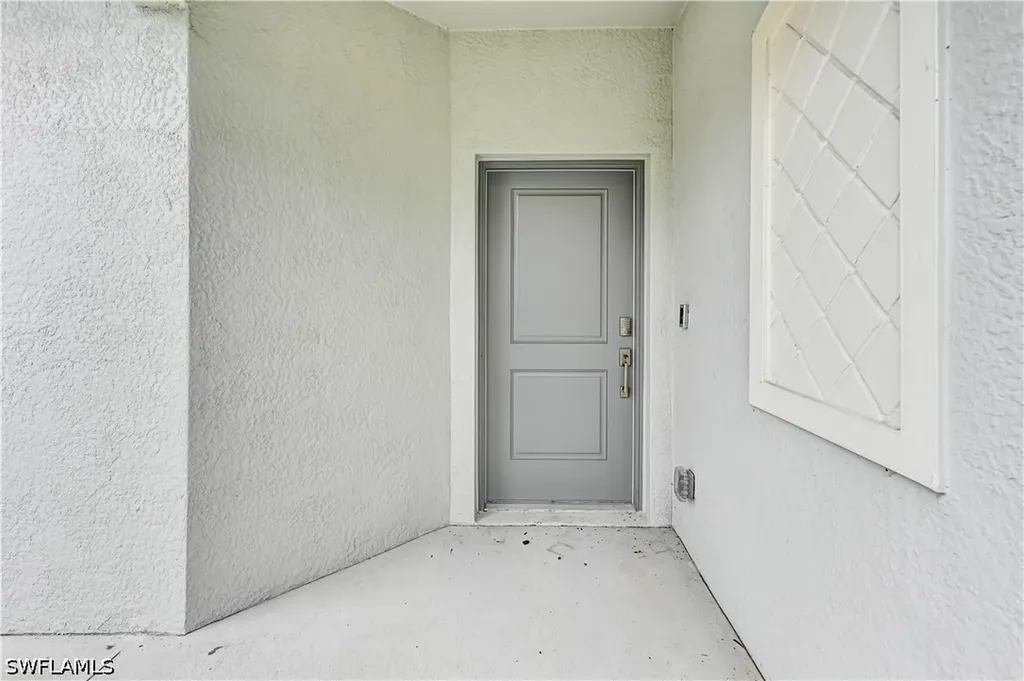 20545 Hazelnut Court S Lehigh Acres FL 33976