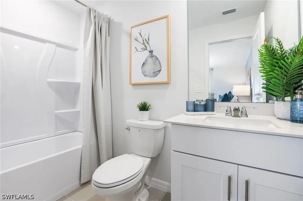 4085 Caracalla Way North Fort Myers FL 33917