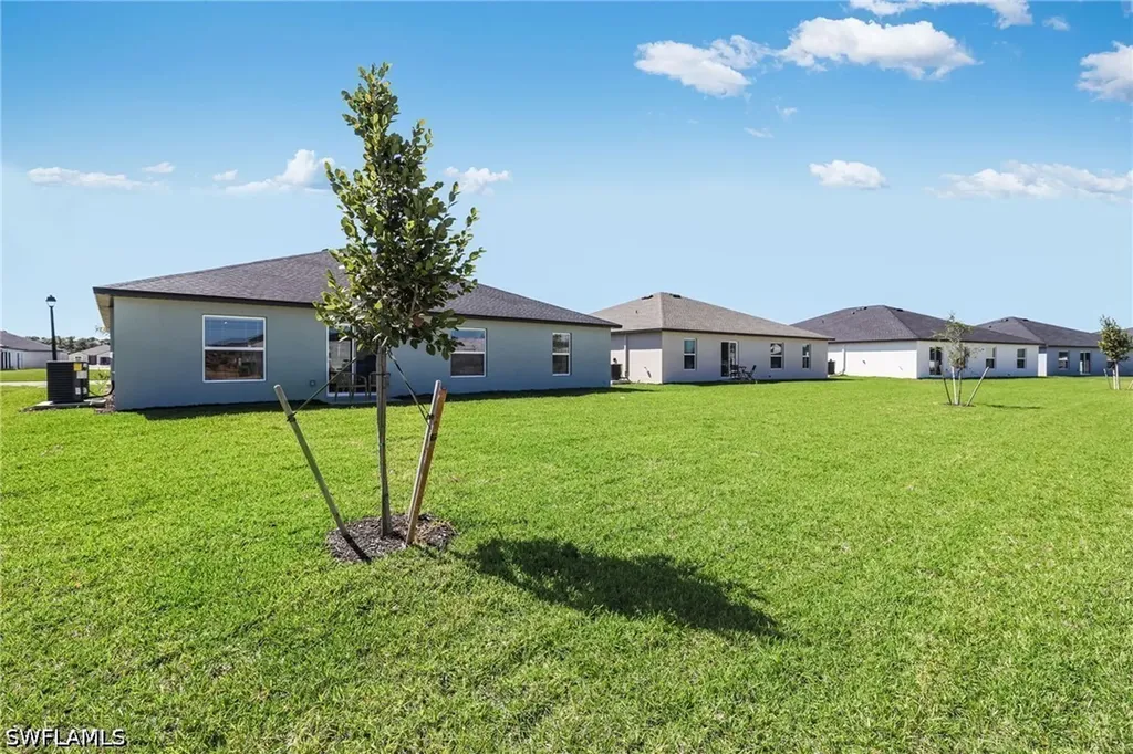 4085 Caracalla Way North Fort Myers FL 33917
