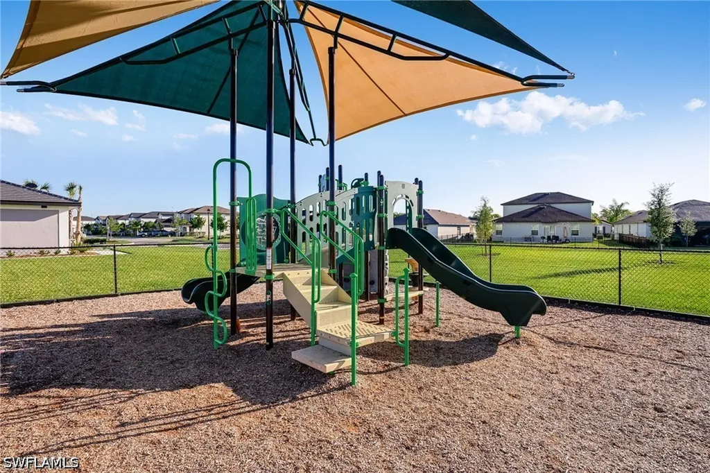 4085 Caracalla Way North Fort Myers FL 33917