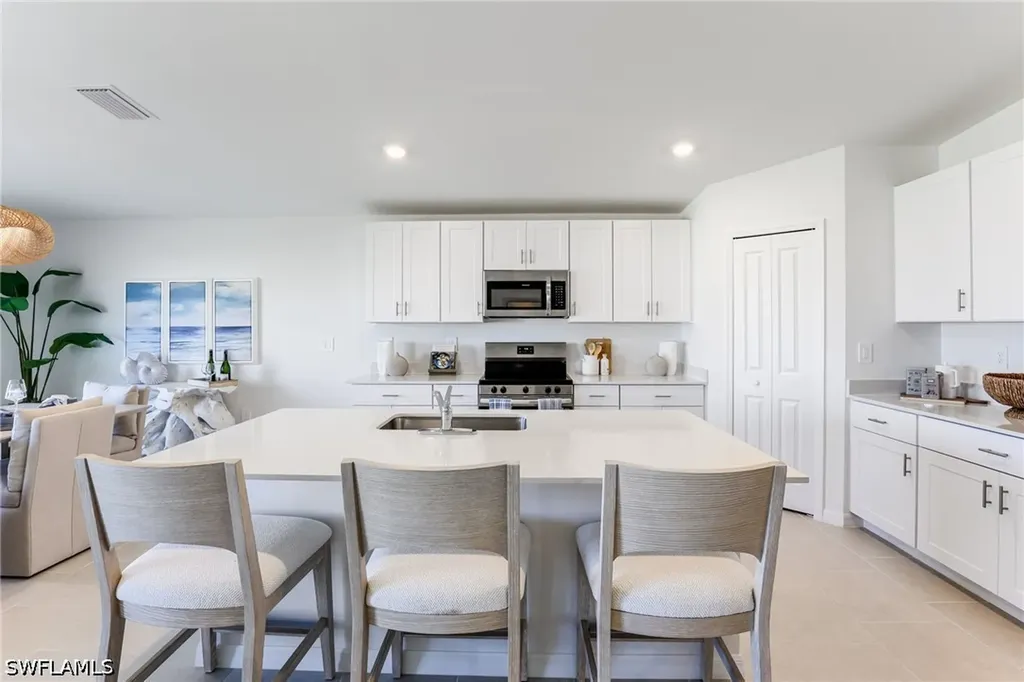 4085 Caracalla Way North Fort Myers FL 33917