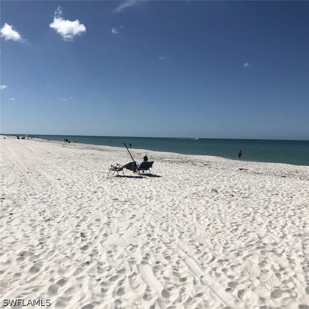4551 Gulf Shore Boulevard N Naples FL 34103