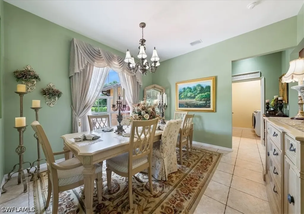 4085 16th Avenue NE Naples FL 34120