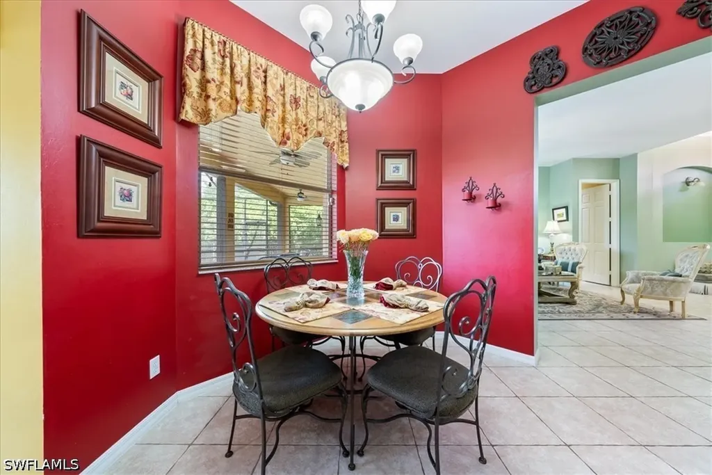 4085 16th Avenue NE Naples FL 34120