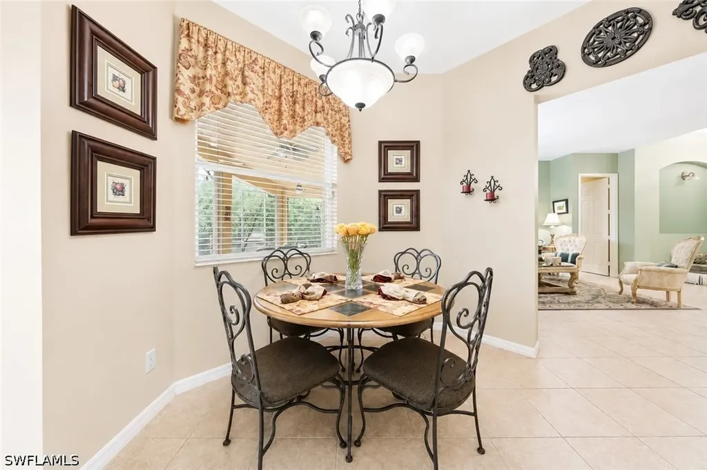 4085 16th Avenue NE Naples FL 34120