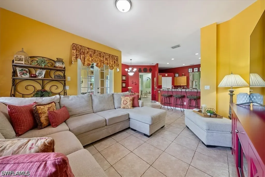 4085 16th Avenue NE Naples FL 34120