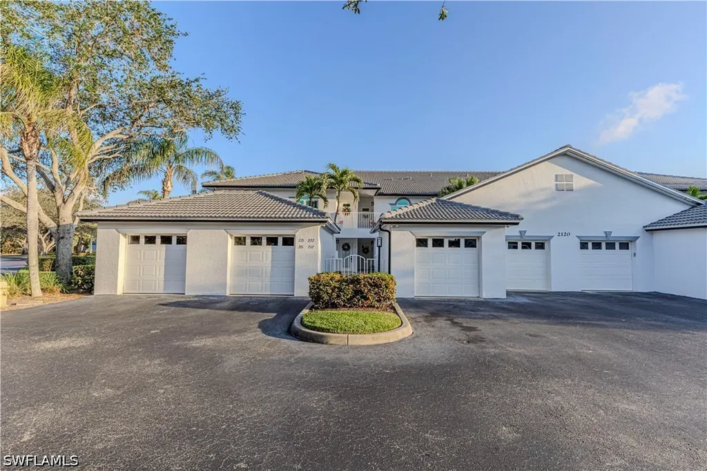 2120 Cay Lagoon Drive Naples FL 34109