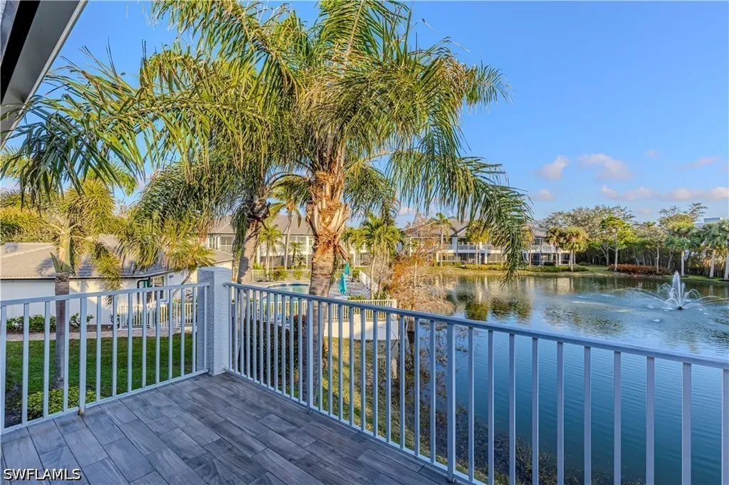 2120 Cay Lagoon Drive Naples FL 34109