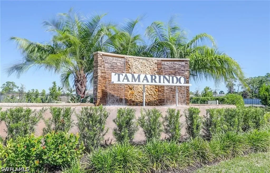 259 Tamarindo Lane Naples FL 34114