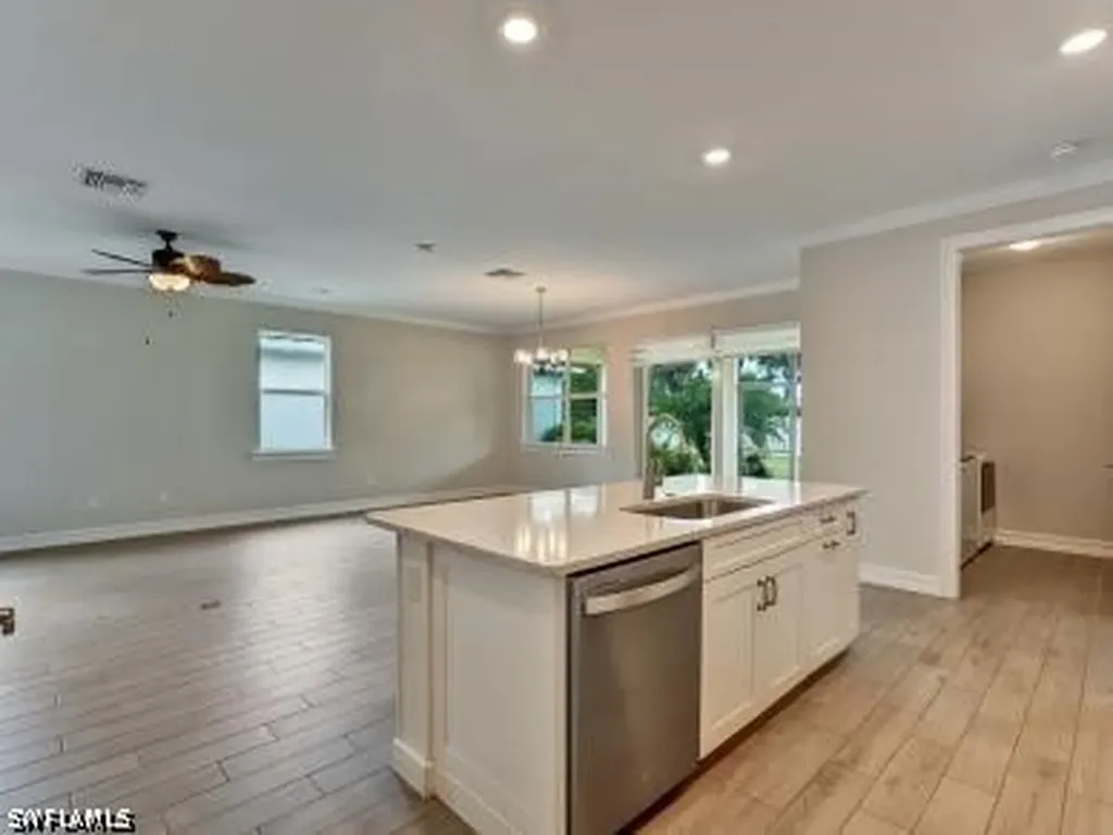 259 Tamarindo Lane Naples FL 34114