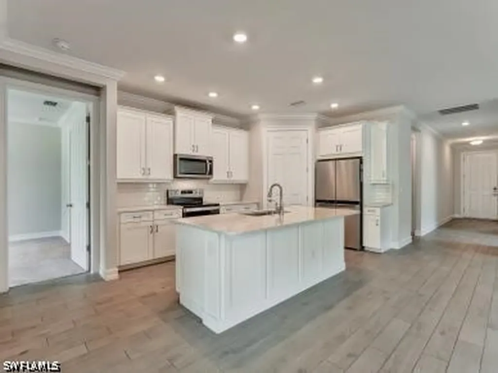 259 Tamarindo Lane Naples FL 34114