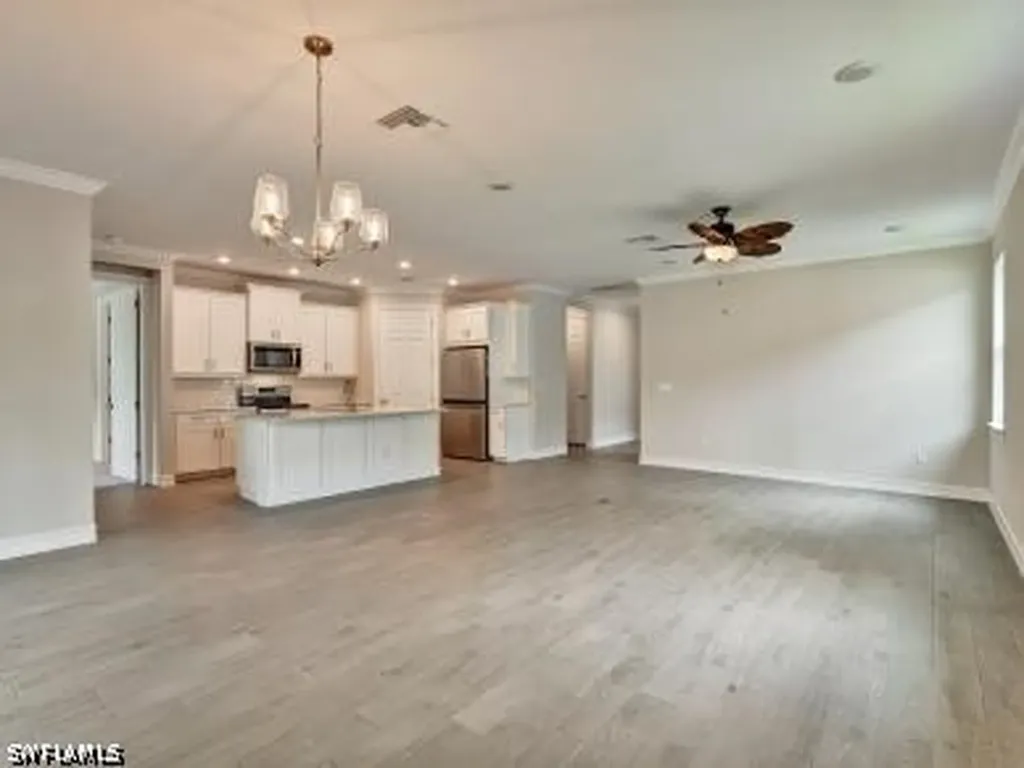 259 Tamarindo Lane Naples FL 34114