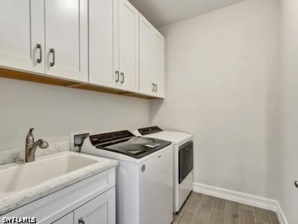 259 Tamarindo Lane Naples FL 34114