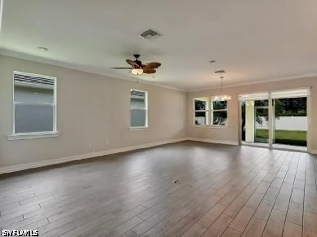 259 Tamarindo Lane Naples FL 34114