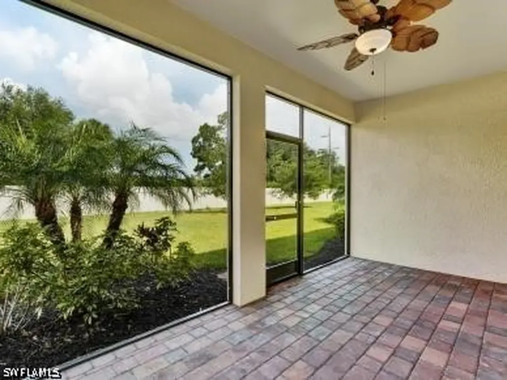 259 Tamarindo Lane Naples FL 34114