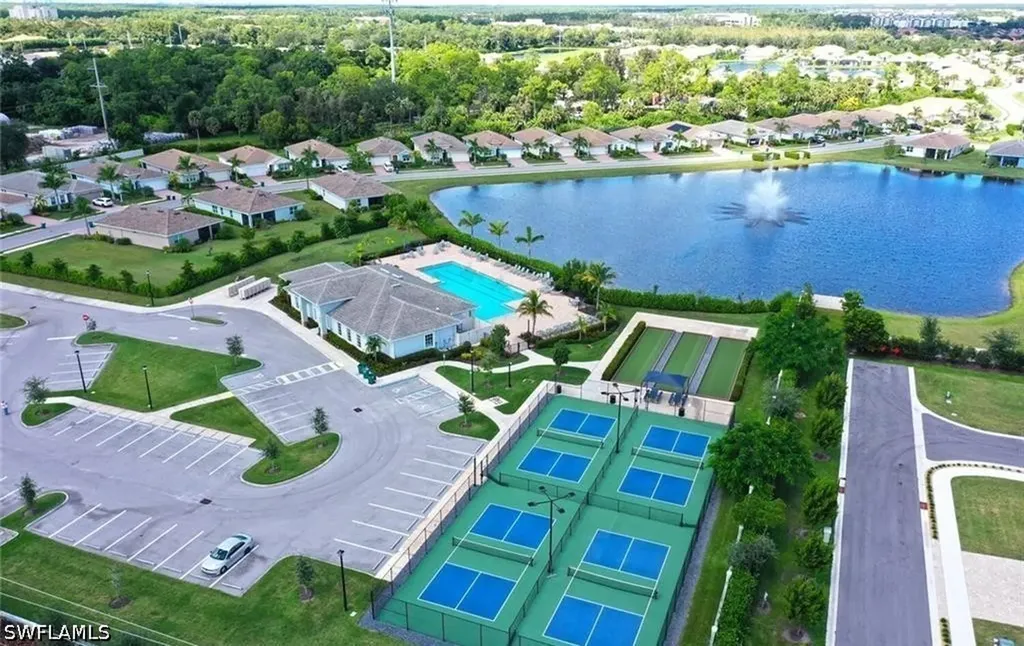 259 Tamarindo Lane Naples FL 34114