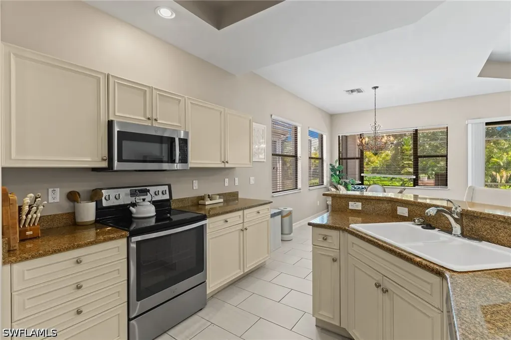 1406 Serrano Circle Naples FL 34105